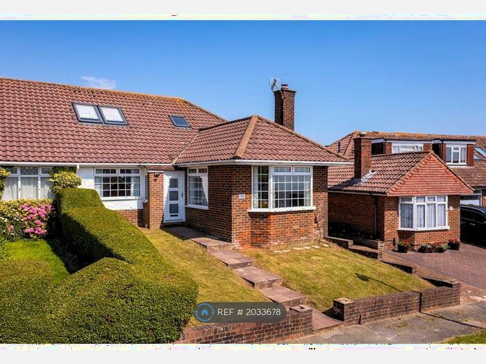 5 Bedroom Semi-Detached House To Rent In Desmond Way, Brighton, BN2