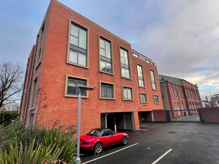 2 Bedroom Flat For Sale In Union Terrace, York, YO31