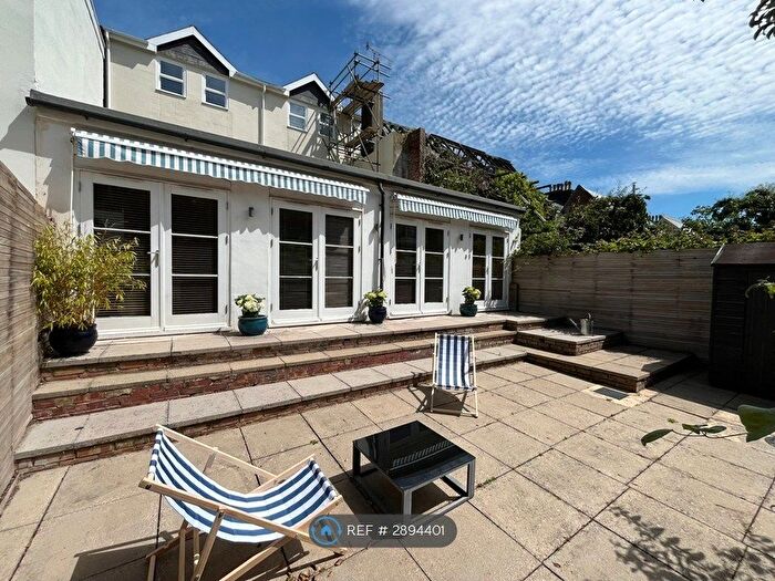 1 Bedroom Flat To Rent In Cromwell Road, Hove, BN3