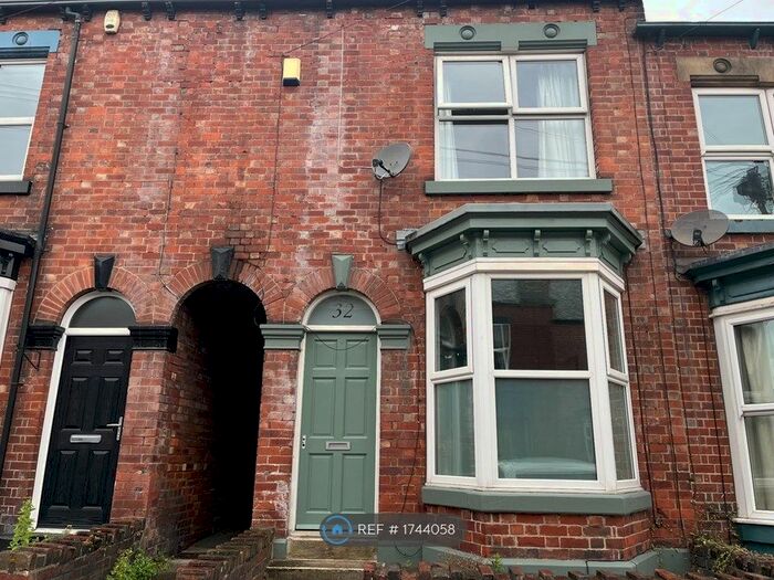 3 Bedroom Terraced House To Rent In Onslow Road, Sheffield, S11