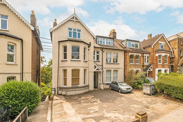 1 Bedroom Flat For Sale In Christchurch Road, London, SW2