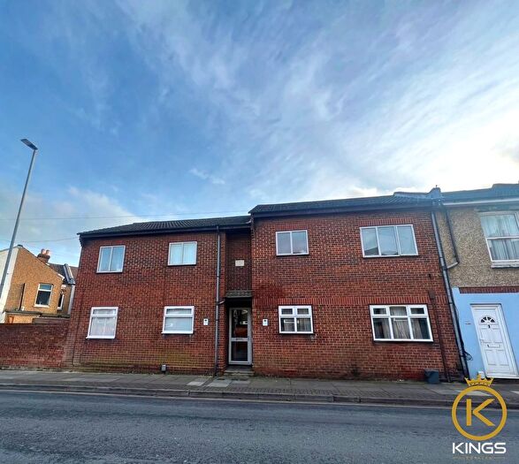 1 Bedroom Flat To Rent In Highland Road, Southsea, PO4