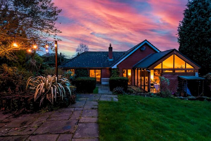 5 Bedroom Detached House For Sale In Foresters View, Kelsall, Tarporley, CW6