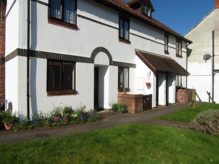 2 Bedroom Flat For Sale In Minerva Court, Boroughbridge, York, YO51