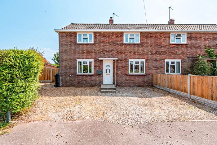 3 Bedroom Semi-Detached House For Sale In Coronation Avenue, Rollesby, NR29