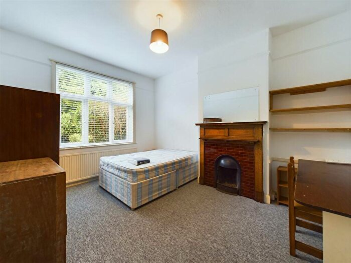 6 Bedroom Terraced House To Rent In Hollingbury Road, Brighton East Sussex, BN1