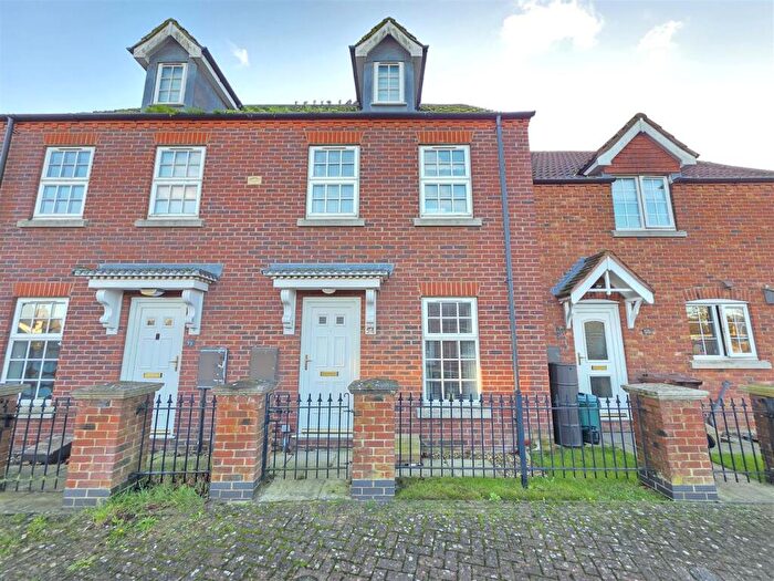 3 Bedroom Terraced House For Sale In Woodrow Place, Spalding, PE11