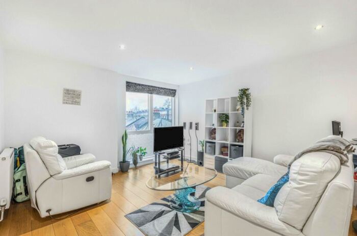 1 Bedroom Apartment To Rent In Conington Road, London, SE13