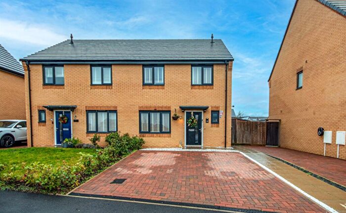 3 Bedroom Semi Detached House For Sale In Regents Place, Corby, NN17