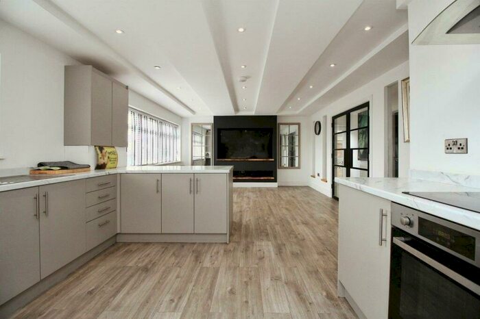 2 Bedroom Bungalow To Rent In Stonehouse Road, Yaxley, Peterborough, PE7