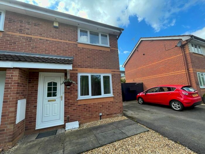 2 Bedroom Property To Rent In The Glen, Blacon, Chester, CH1