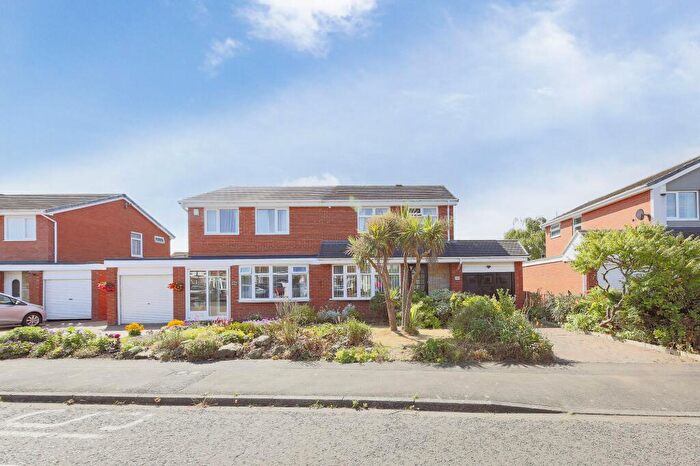 3 Bedroom Semi-Detached House For Sale In Exeter Road, Wallsend, NE28