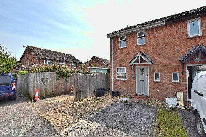 2 Bedroom End Of Terrace House To Rent In Ditchbury, Lymington, Hampshire., SO41