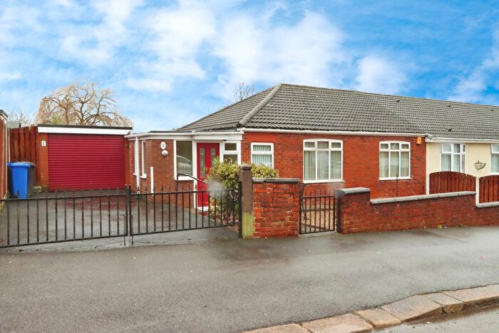 2 Bedroom Bungalow For Sale In Meadow View Road, Sheffield, S8