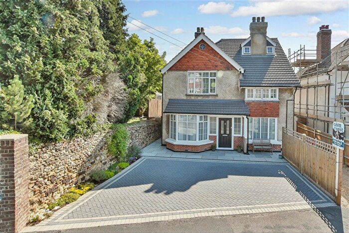 2 Bedroom Maisonette For Sale In Earlswood Road, Redhill, Surrey, RH1