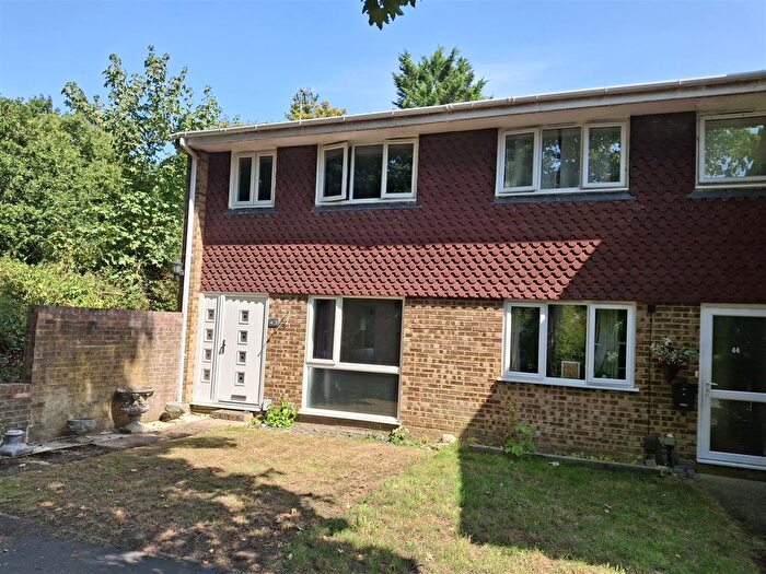 3 Bedroom End Of Terrace House To Rent In Paddocks Mead, Woking, GU21