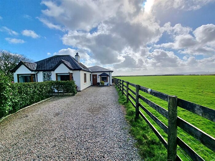 3 Bedroom Detached Bungalow For Sale In Tregadillett, Launceston, PL15