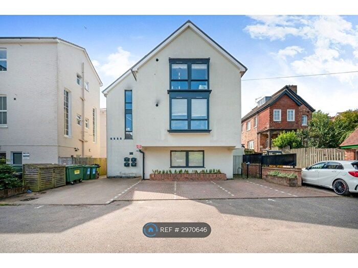 1 Bedroom Flat To Rent In Grosvenor Court, Tunbridge Wells, TN1