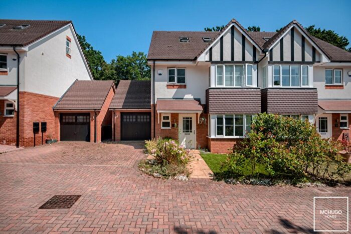 4 Bedroom Semi-Detached House For Sale In Fairways, Harborne, B17