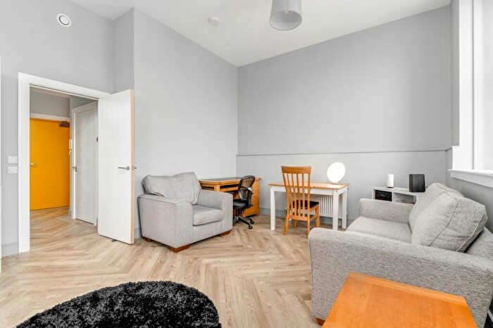 1 Bedroom Flat For Sale In Winterthur Lane, Dunfermline, KY12