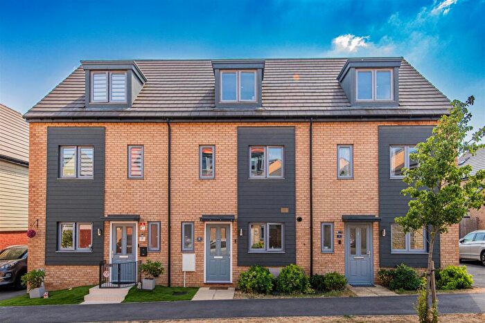 3 Bedroom Town House For Sale In Larimar Road, Wellingborough, NN8
