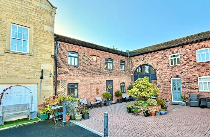 2 Bedroom House For Sale In Far End Lane, Honley, Holmfirth, West Yorkshire, HD9