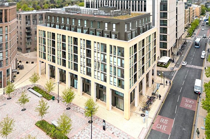 1 Bedroom Flat To Rent In Station Square, Cambridge, Cambridgeshire, CB1