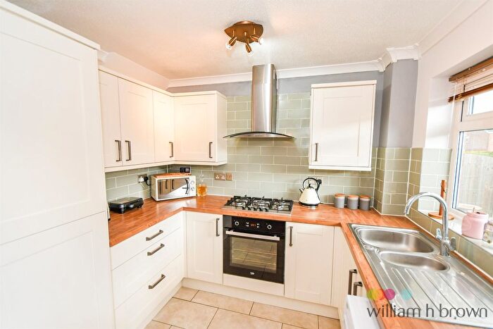 2 Bedroom End Of Terrace House To Rent In Rivehall Avenue, Welton, Lincoln, LN2