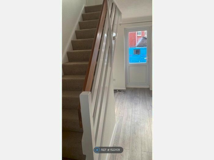 1 Bedroom Terraced House To Rent In Colmworth Close, Reading, RG6