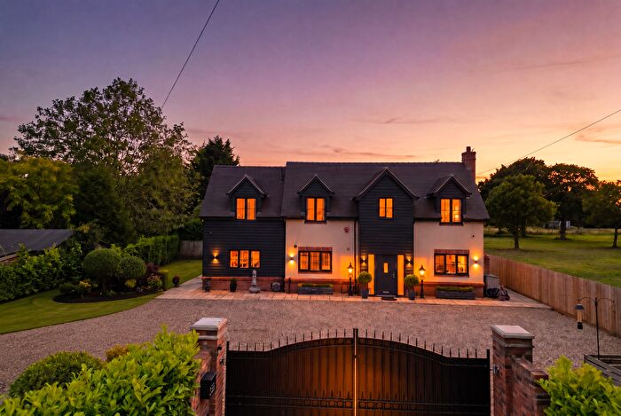 4 Bedroom Detached House For Sale In Gorcott Hill, Beoley, B98