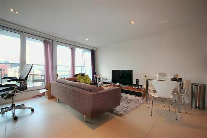 1 Bedroom Flat To Rent In Bezier Apartments, Old Street, Shoreditch, City Road, London, EC1Y