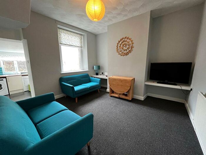 3 Bedroom Private Hall To Rent In Mill Street, Lancaster, LA1