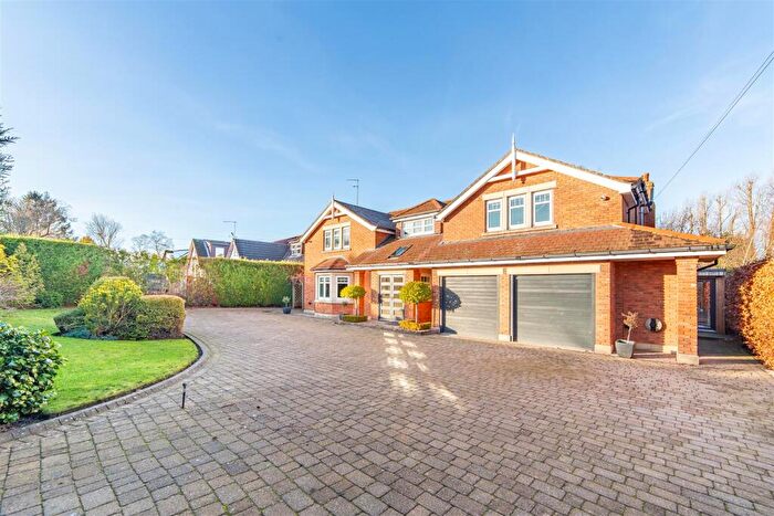 5 Bedroom Detached House To Rent In Middle Drive, Ponteland, Newcastle Upon Tyne, NE20