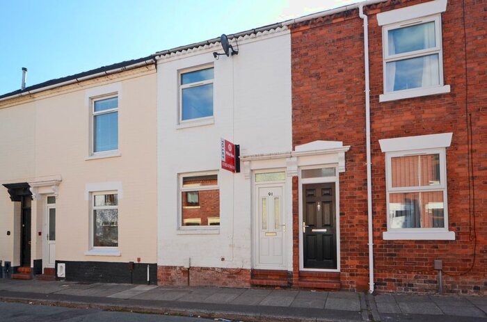 2 Bedroom Terraced House To Rent In Oxford Street, Penkhull, Stoke On Trent, ST4