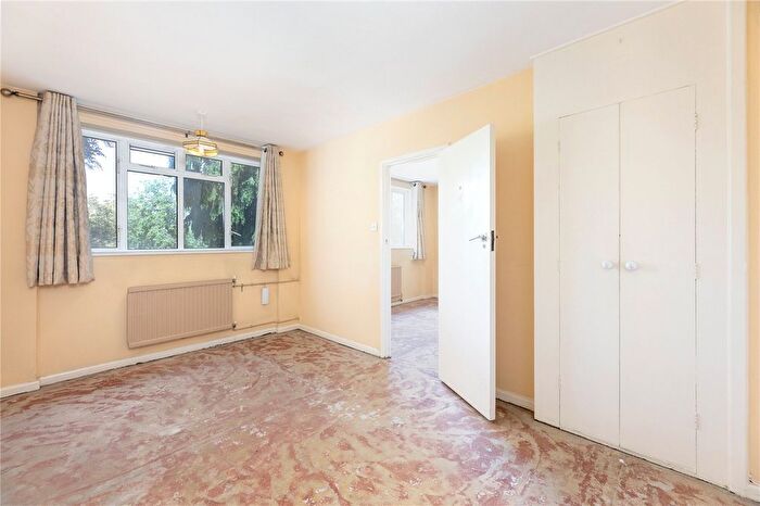 1 Bedroom Flat For Sale In Upper Richmond Road, London, SW15