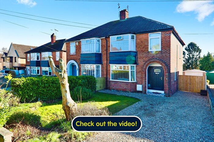 3 Bedroom Semi-Detached House For Sale In Marine Avenue, North Ferriby, HU14