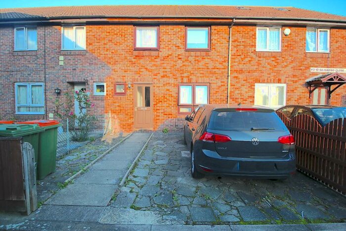 4 Bedroom House To Rent In Saigasso Close, London, E16