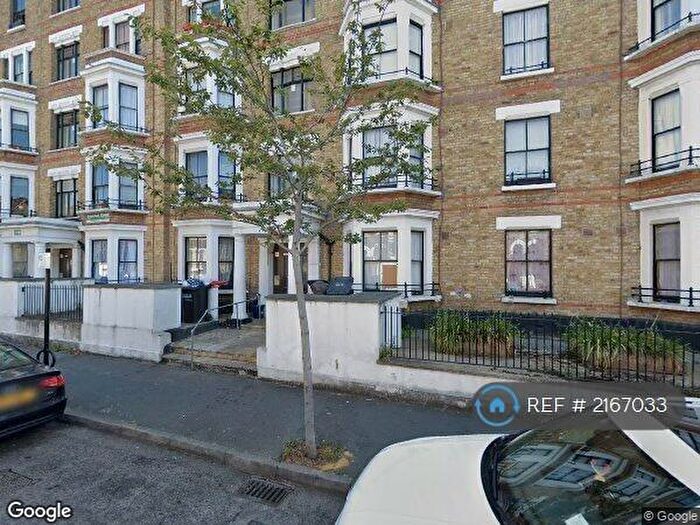 3 Bedroom Flat To Rent In London, London, E8