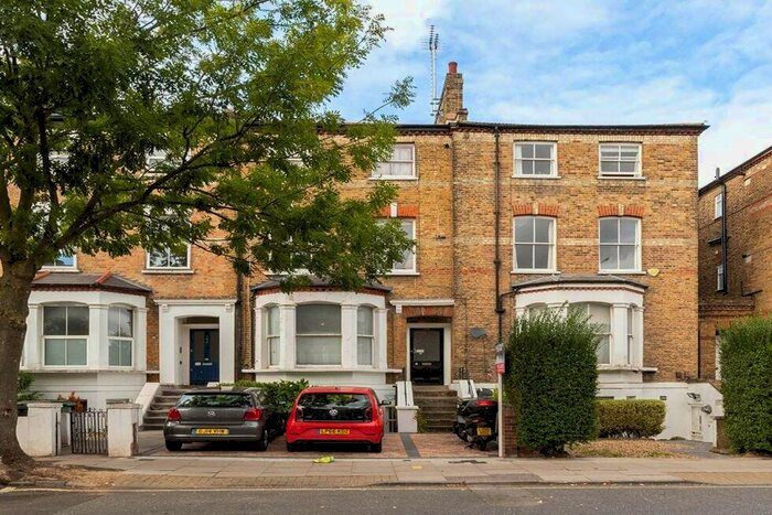 3 Bedroom Flat To Rent In Tufnell Park Road, Tufnell Park, N7
