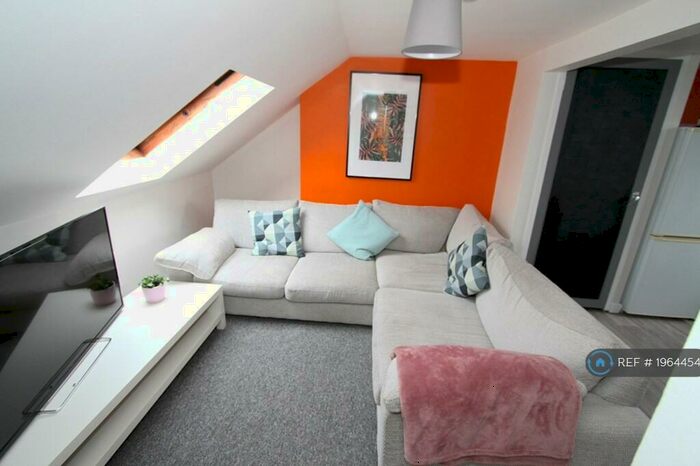 4 Bedroom Flat To Rent In North Sherwood Street, Nottingham, NG1