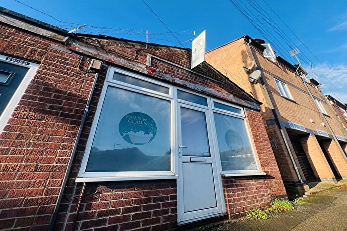 Retail Premises To Rent In Watnall Road, Hucknall, NG15