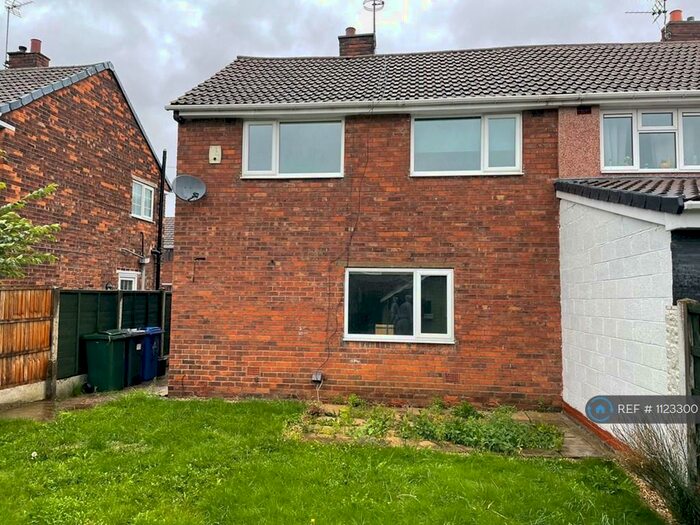 3 Bedroom Semi-Detached House To Rent In Woodside Road, Doncaster, DN5