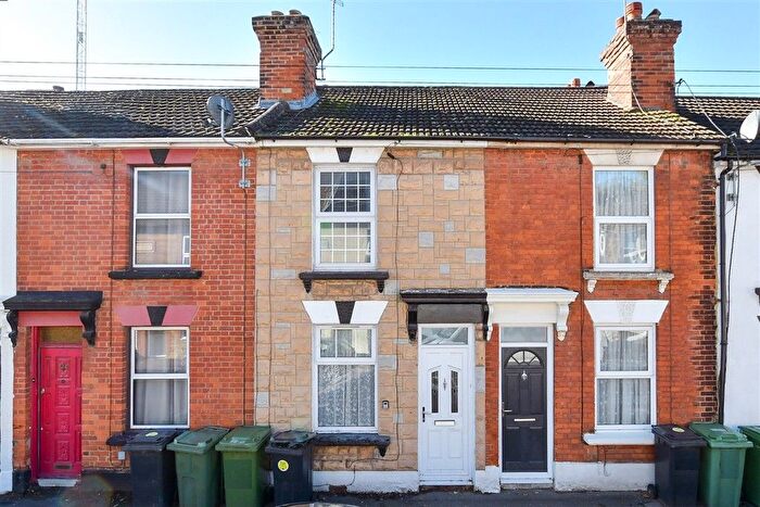 3 Bedroom Terraced House For Sale In Gladstone Road, Penenden Heath, Maidstone, Kent, ME14