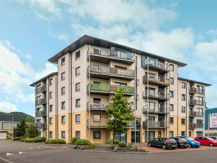 2 Bedroom Flat To Rent In Pefferbank, Edinburgh, EH16