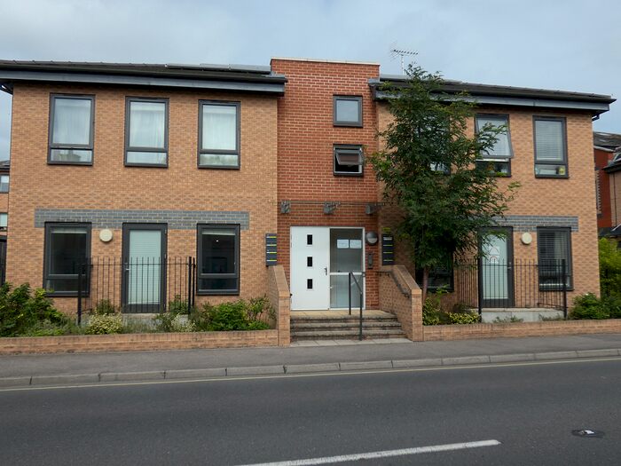 2 Bedroom Property To Rent In High Street, Old Woking, GU22