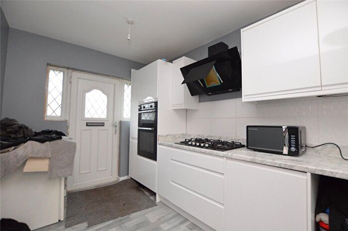 3 Bedroom Terraced House For Sale In Northfield Avenue, Rothwell, Leeds, West Yorkshire, LS26
