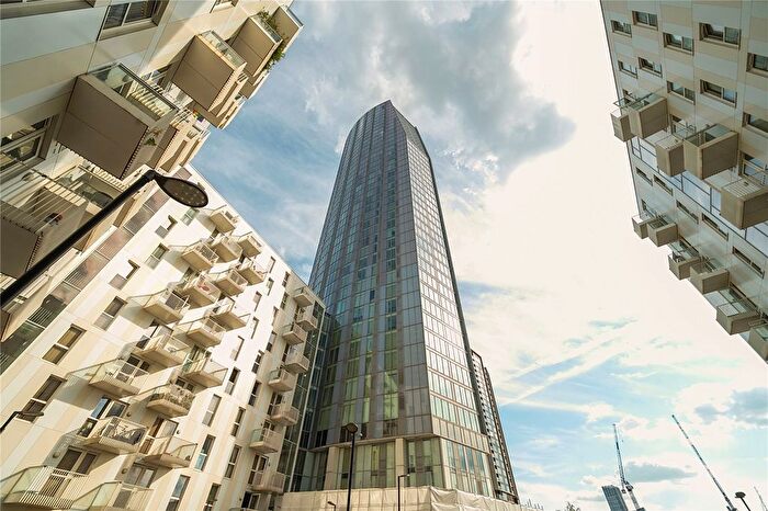 2 Bedroom Flat To Rent In High Street, London, E15