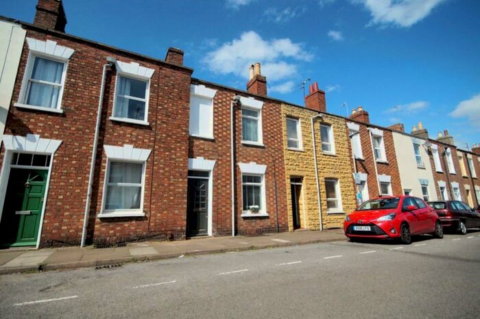 2 Bedroom House To Rent In Cheltenham, GL50