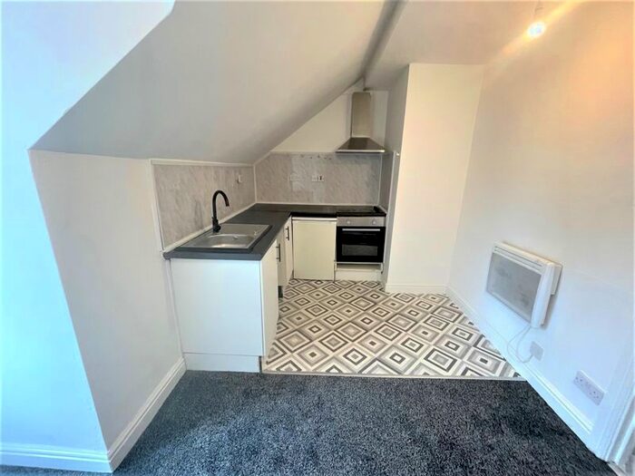 1 Bedroom Flat To Rent In Weaste Road, Salford, M5