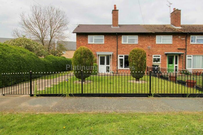 3 Bedroom Semi-Detached House To Rent In The Orchards, Sutton, CB6